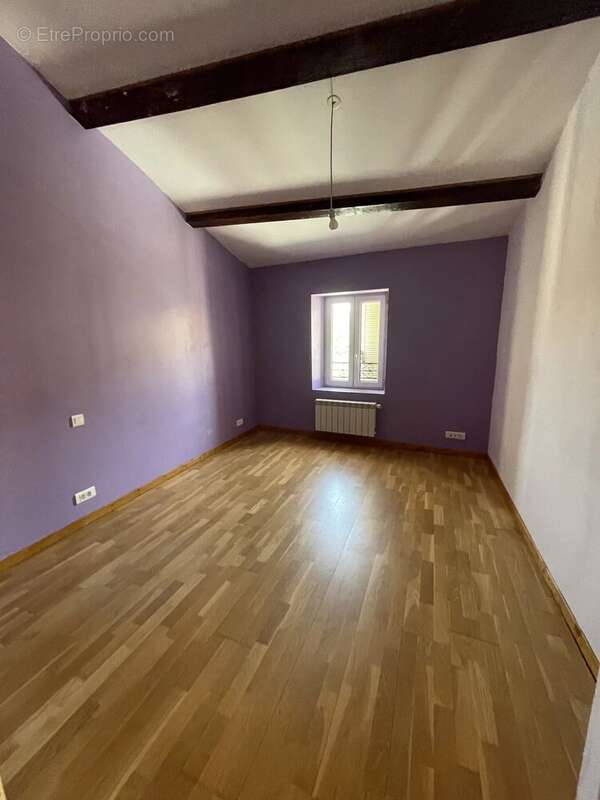 Appartement à MAZAUGUES