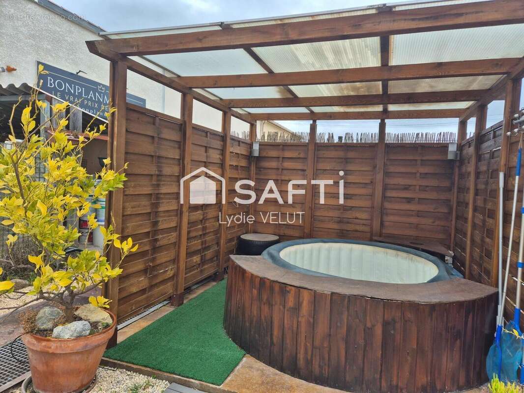 Photo 2 - Maison à EYGUIERES