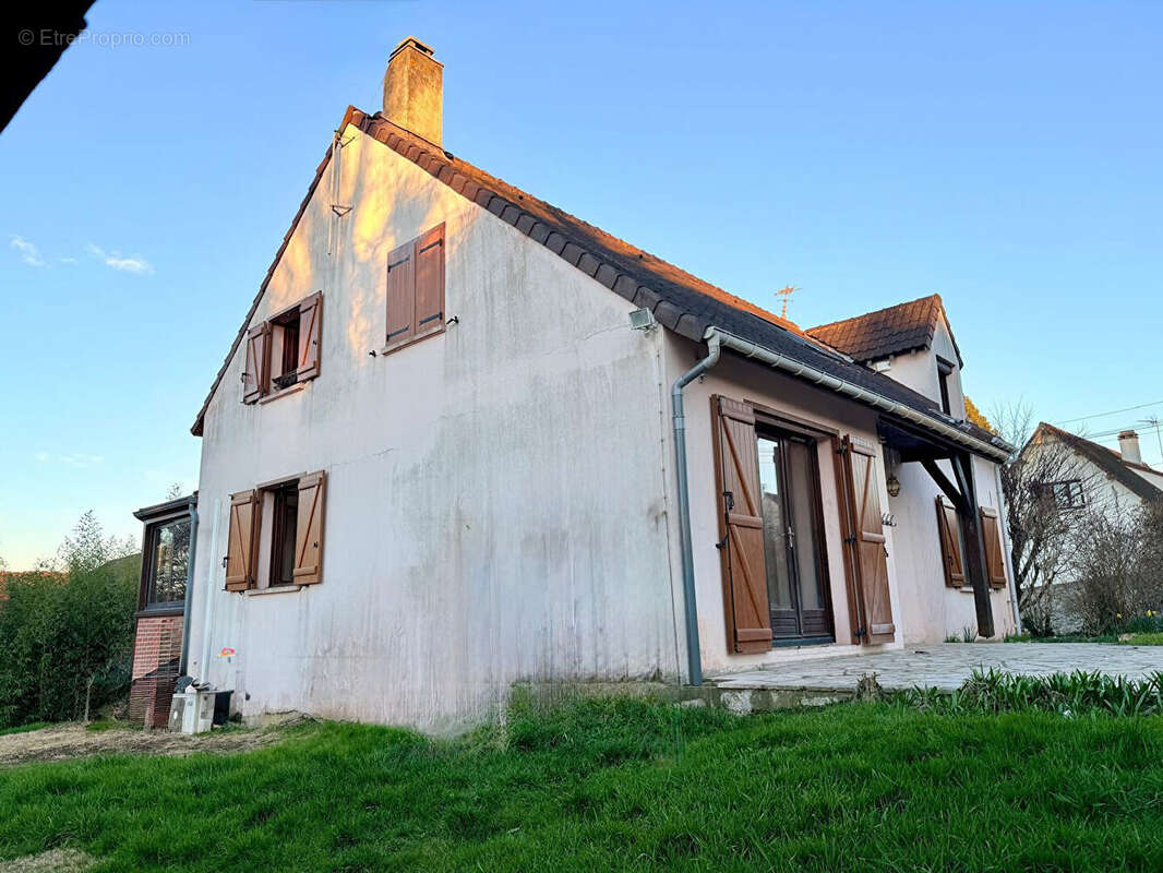 Maison à MAULE