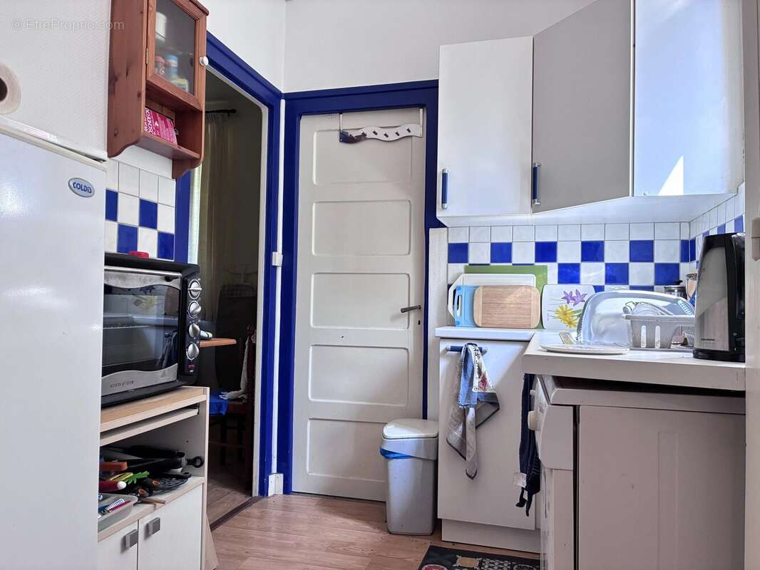 Grande maison de village, maison d'amis, piscine et terrain ! - photo 11