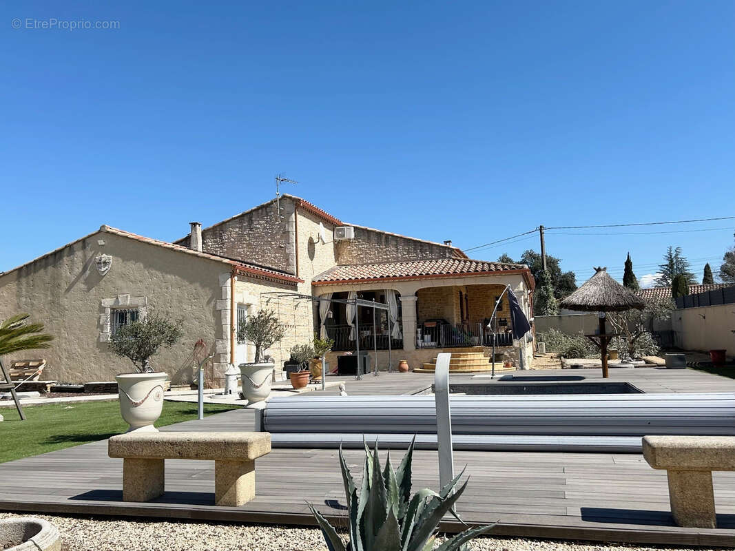 Maison à SAINT-QUENTIN-LA-POTERIE