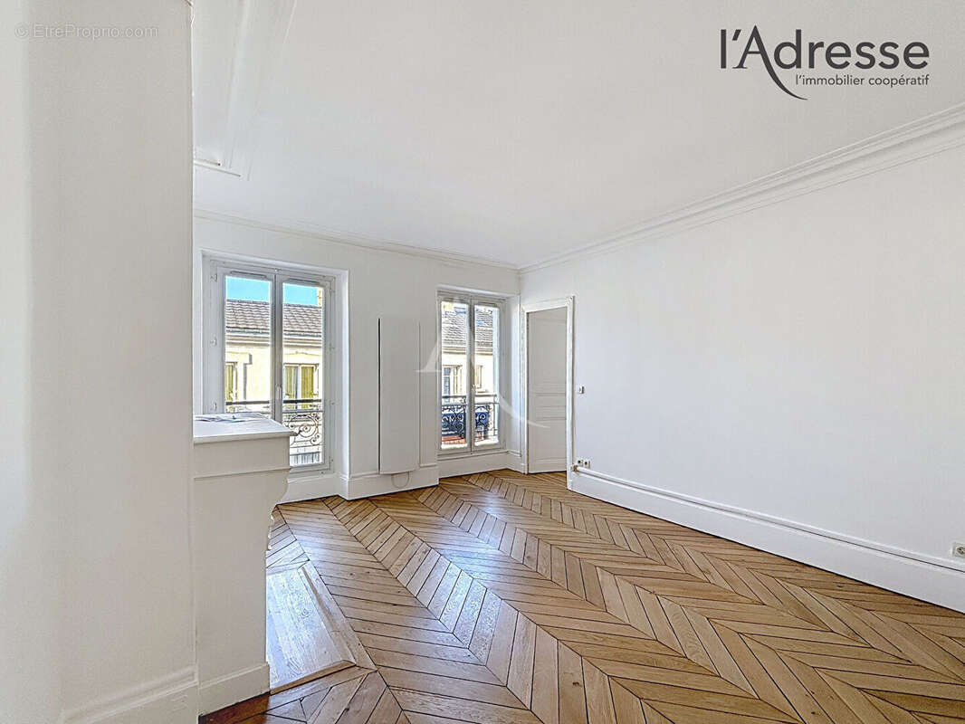 Appartement à SURESNES