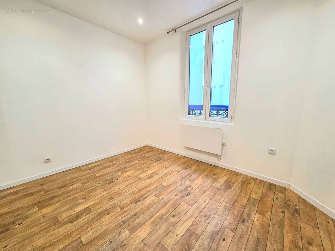 Appartement à PARIS-11E