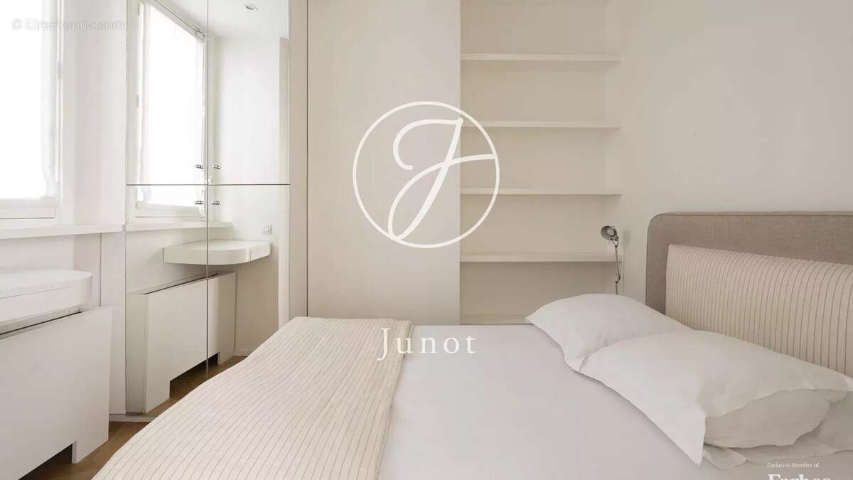 Appartement à PARIS-6E