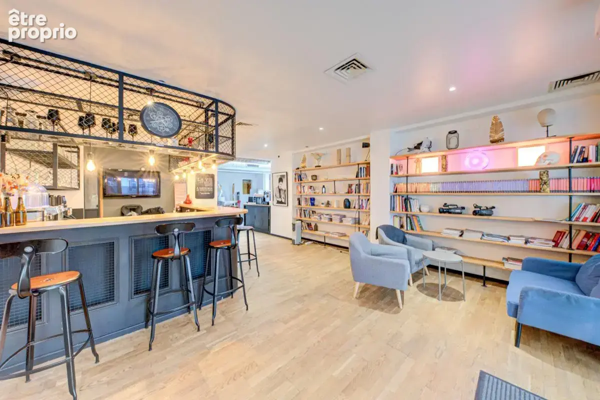 Commerce 806 m² à vendre à Levallois-Perret (92300) - photo 3