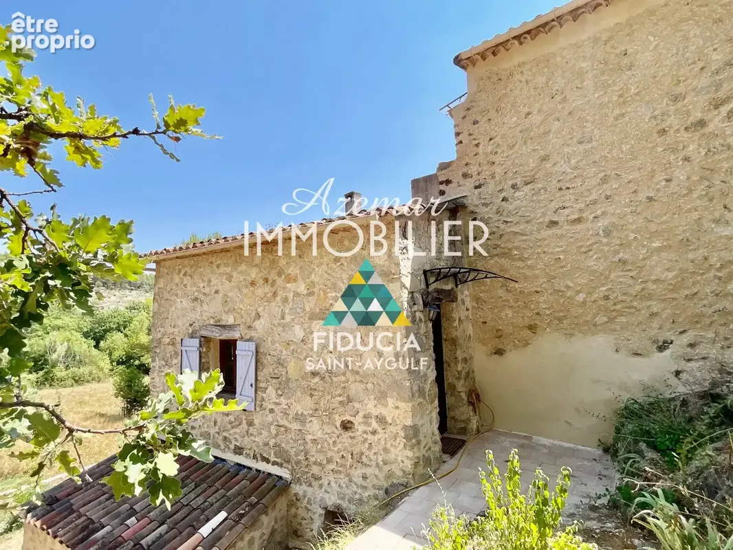 Propriete en pierre restauree 322m2 - photo 16
