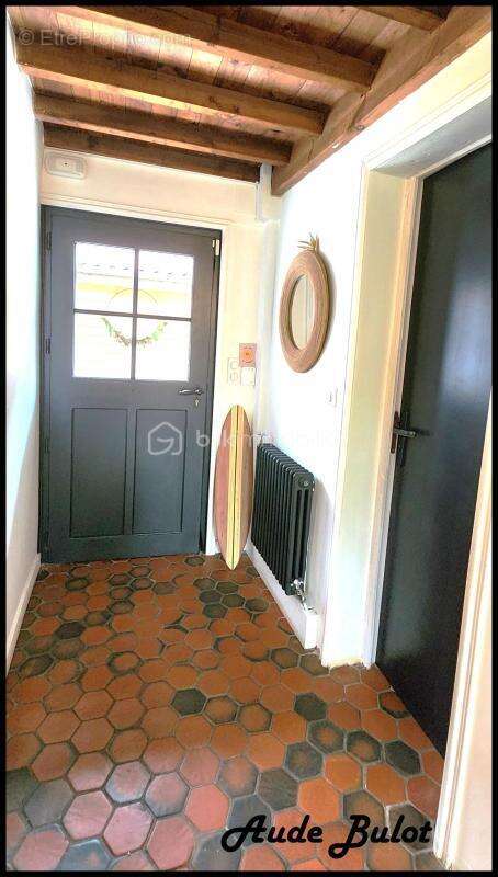 Maison à PERONNE-EN-MELANTOIS