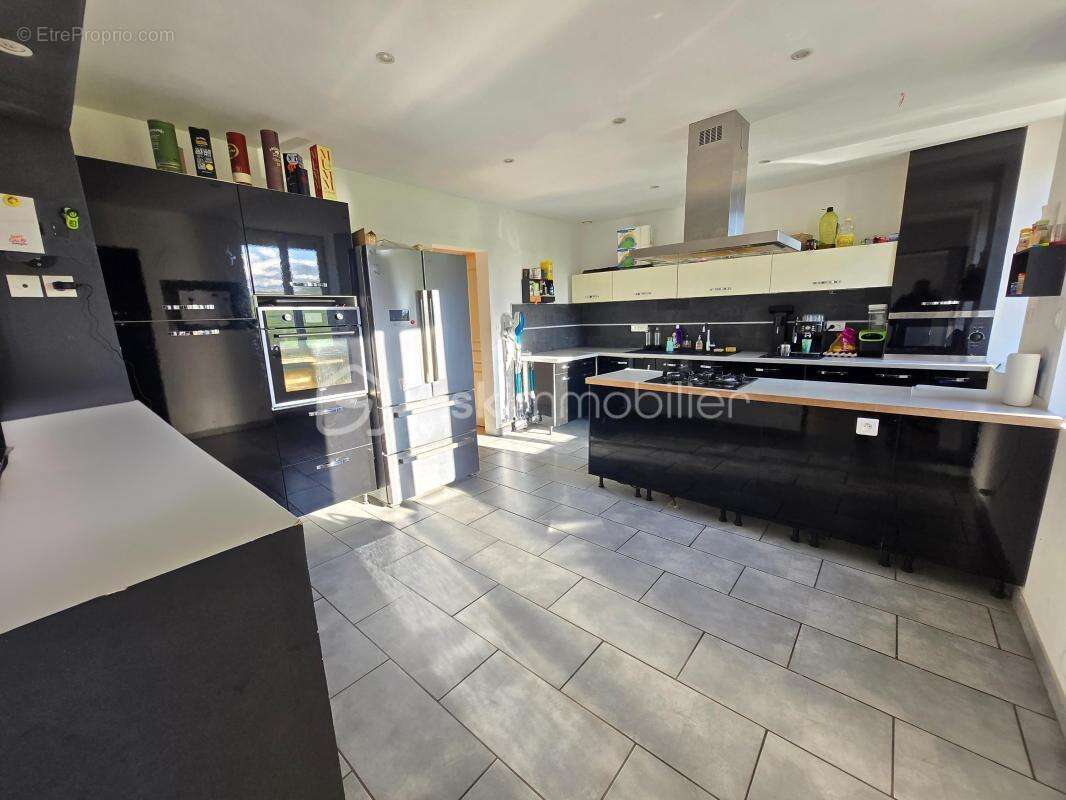 Magnifique Maison de village rénovée de 158m² à Parigny les Vaux - photo 8