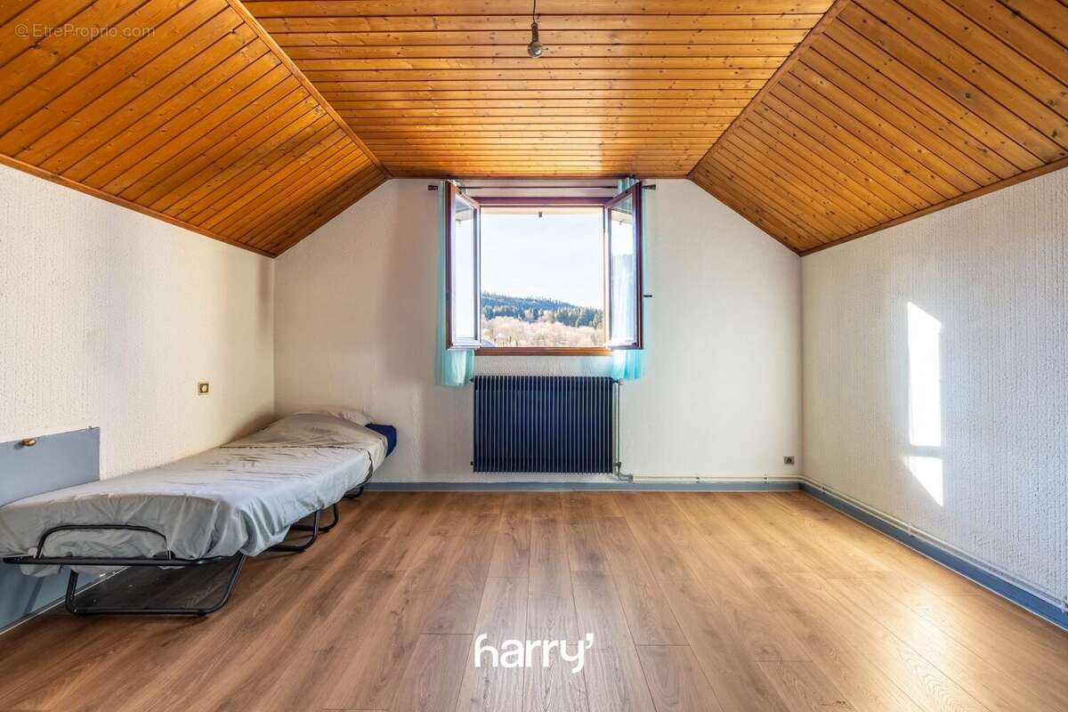 Maison 155 m² à Pontarlier  - photo 7