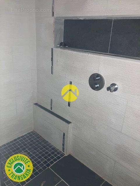 Maison à LES AIX-D&#039;ANGILLON