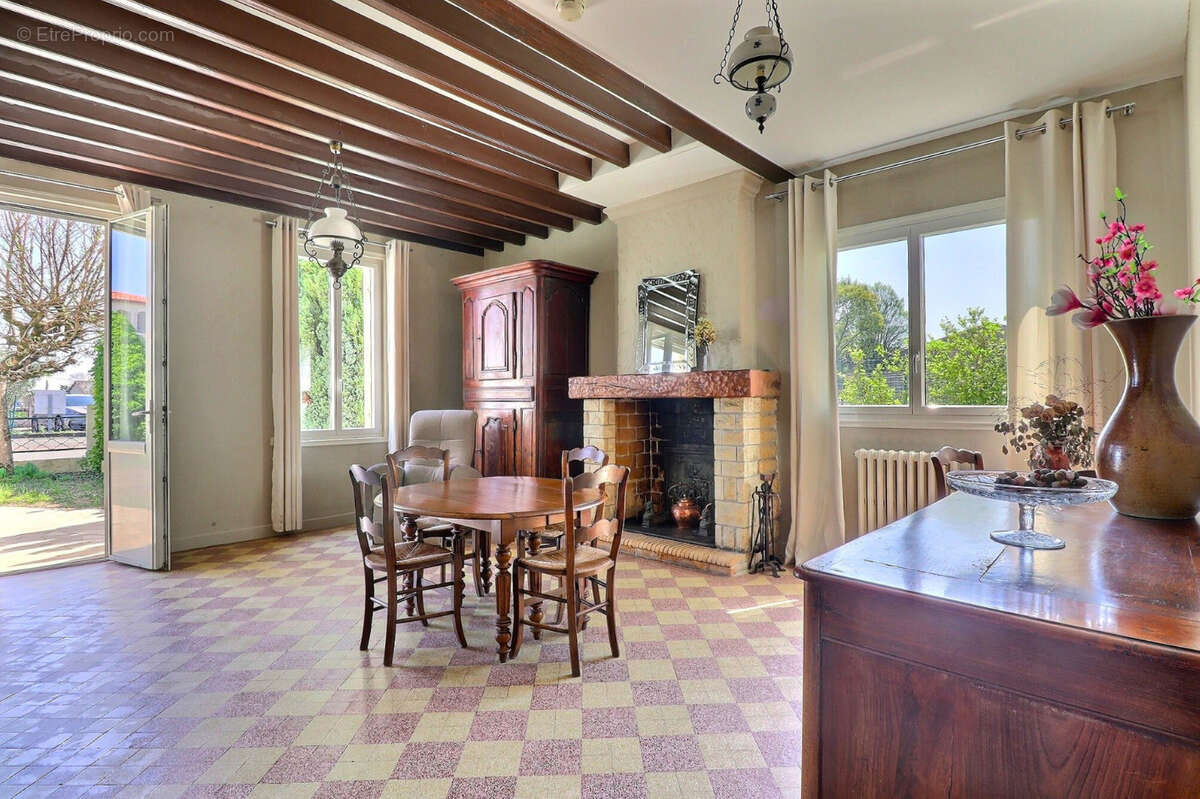 Maison à SAINT-GERMAIN-DU-PUCH