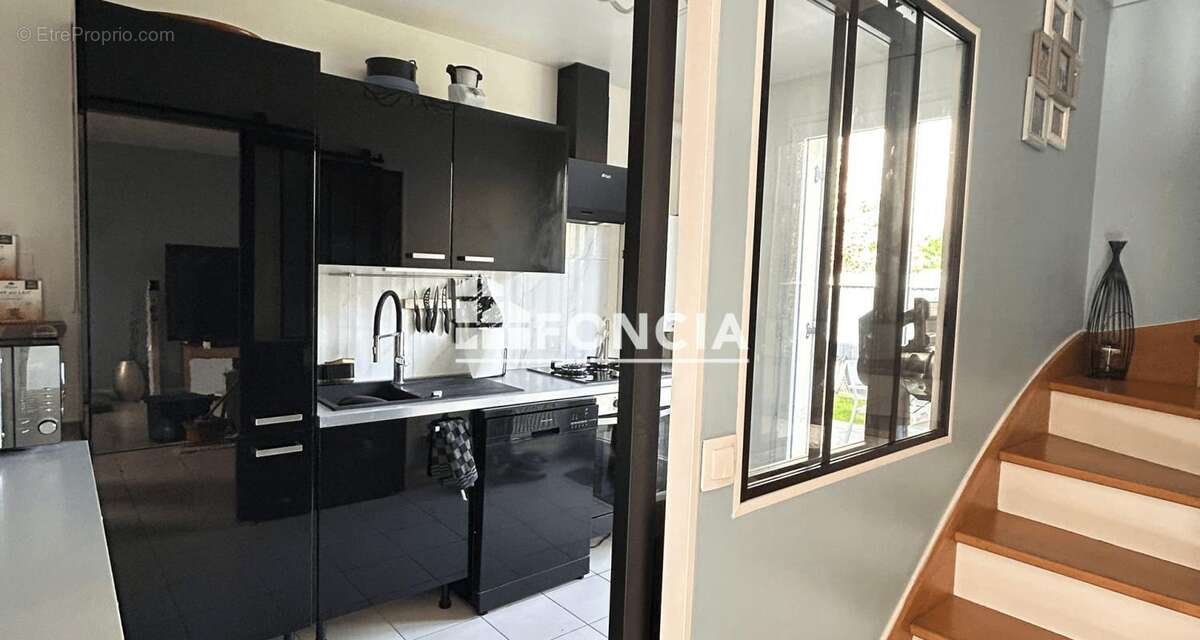 Maison à SAINT-FARGEAU-PONTHIERRY