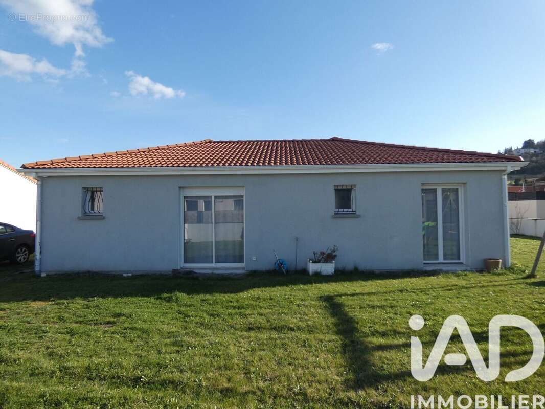 Photo 8 - Maison à VERTAIZON