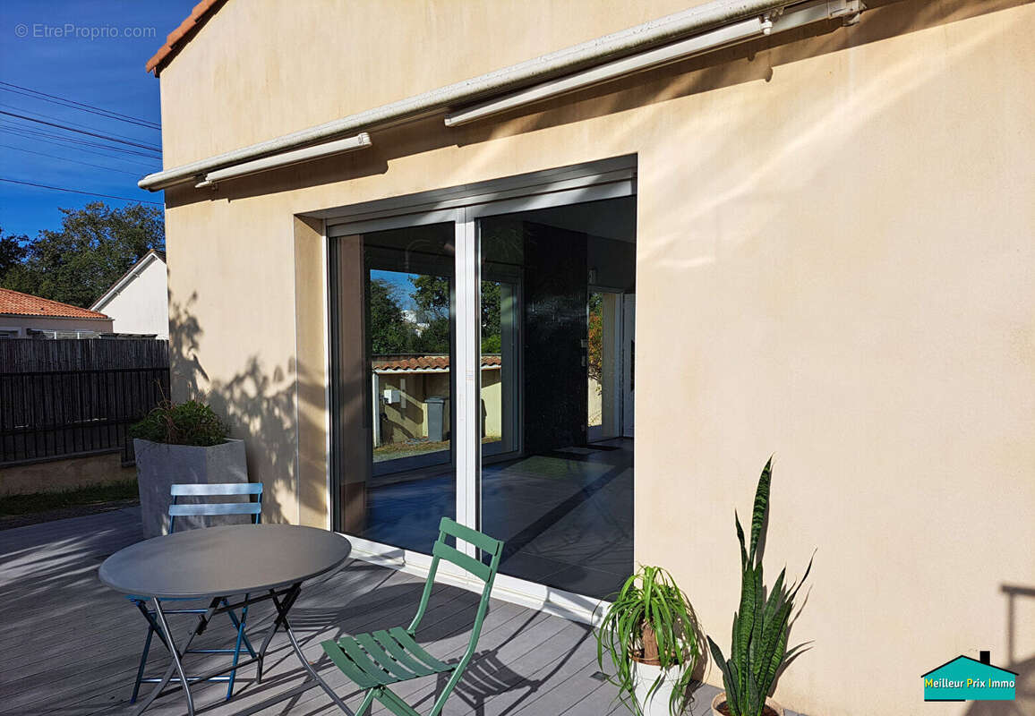 Maison plein bourg saint philbert de grand lieu 157 m² - photo 5
