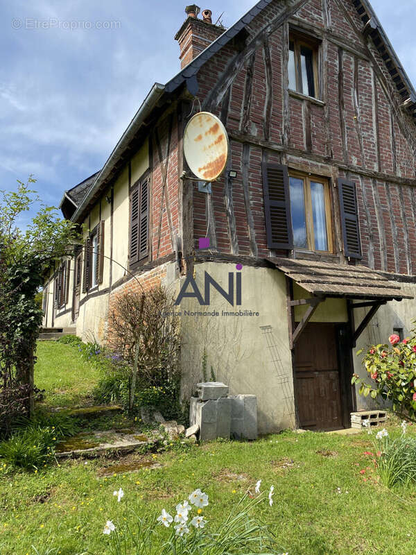 Maison 81 m² à Saint-Mards  - photo 2