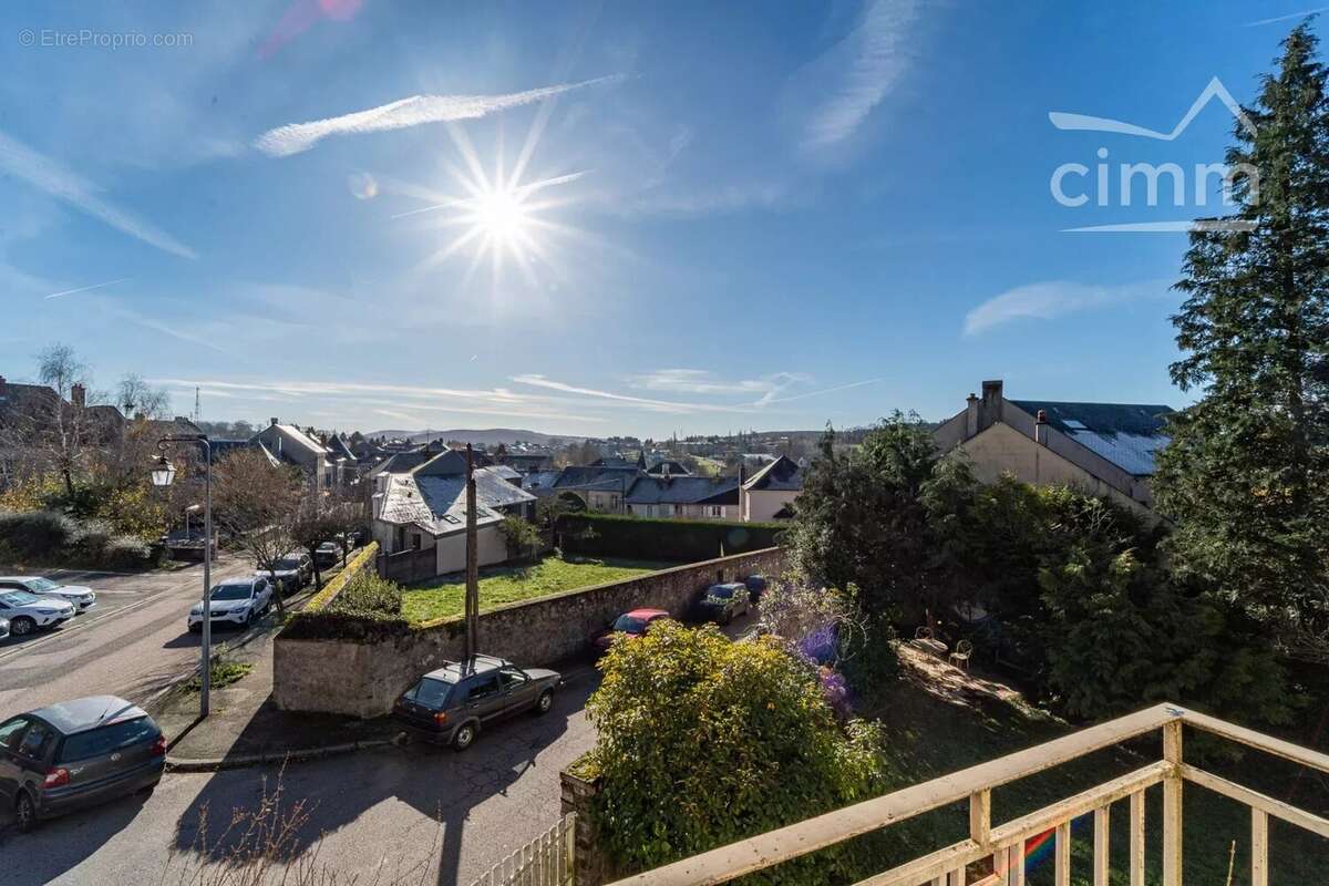 Maison à CHATEAU-CHINON(VILLE)