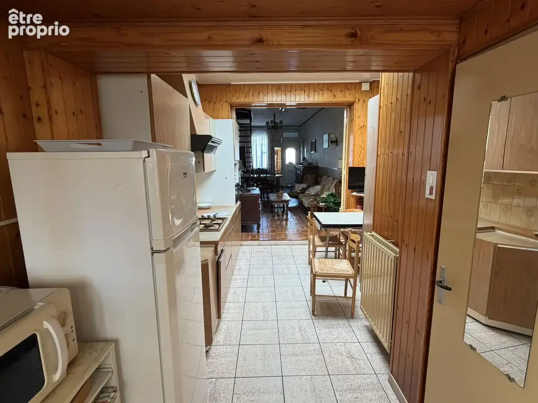 Bonne maison de ville avec jardin. - photo 4