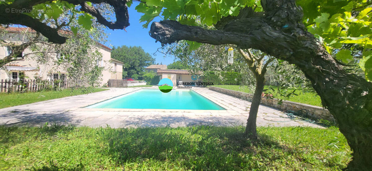 Maison à MIRABEL-AUX-BARONNIES