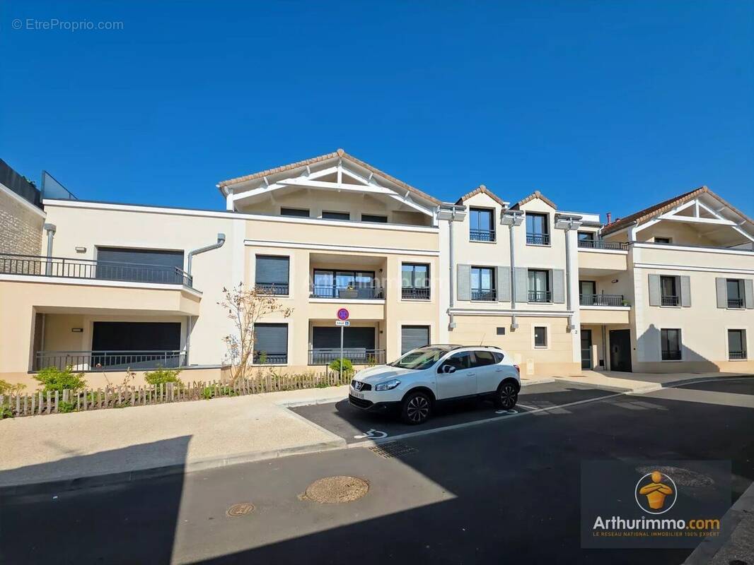 Appartement à LISSES