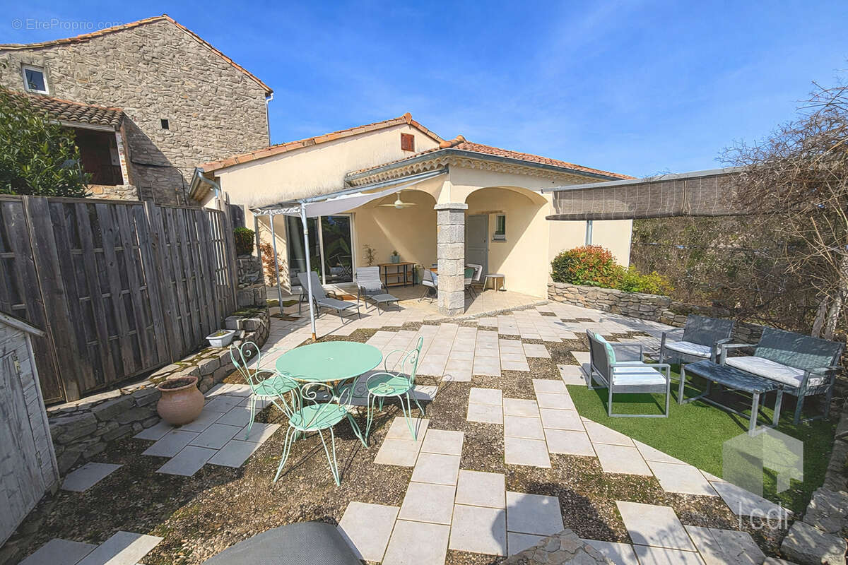 Maison à LES VANS