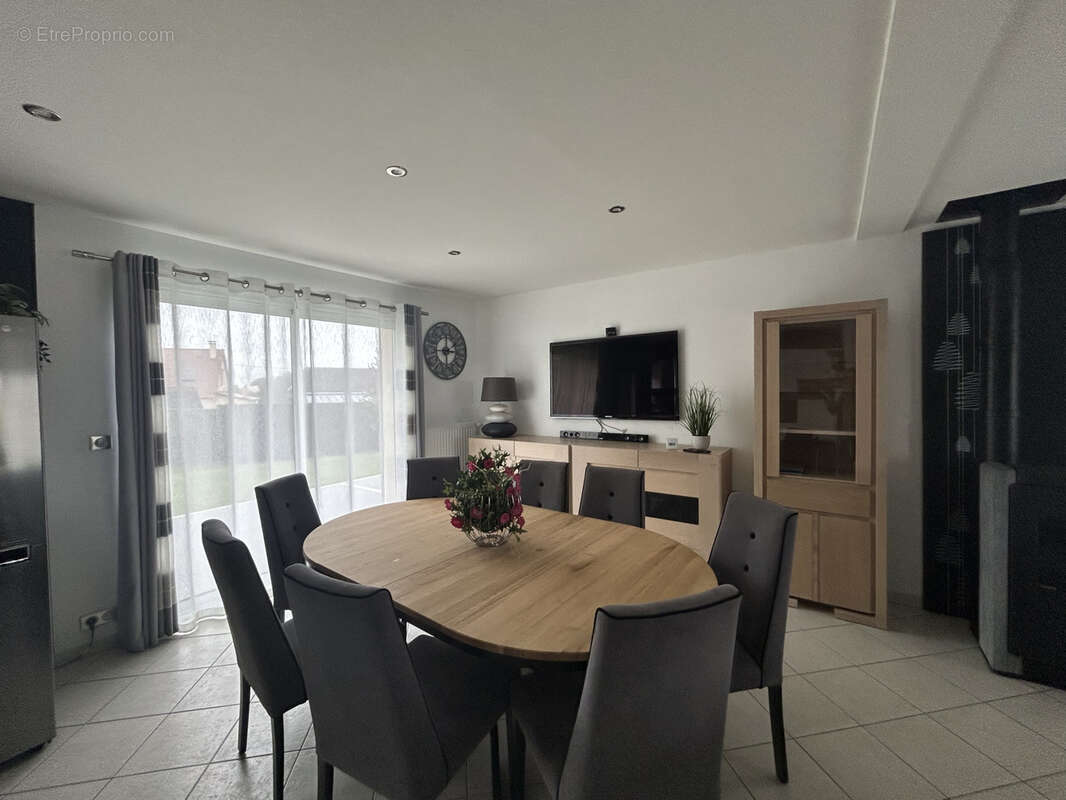 Maison à SAINT-SAENS