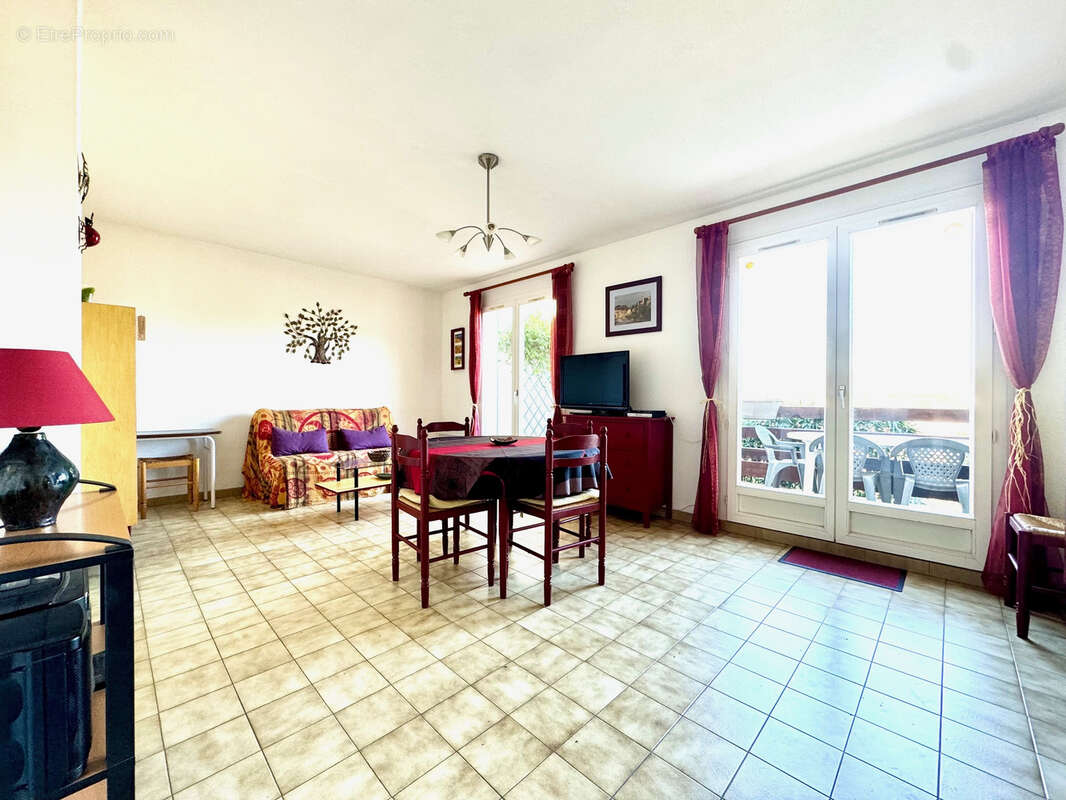 Appartement à VAISON-LA-ROMAINE