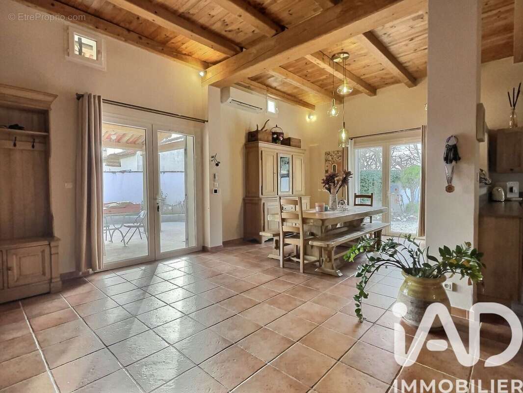 Photo 8 - Maison à SAINT-MARTIN-DE-CRAU