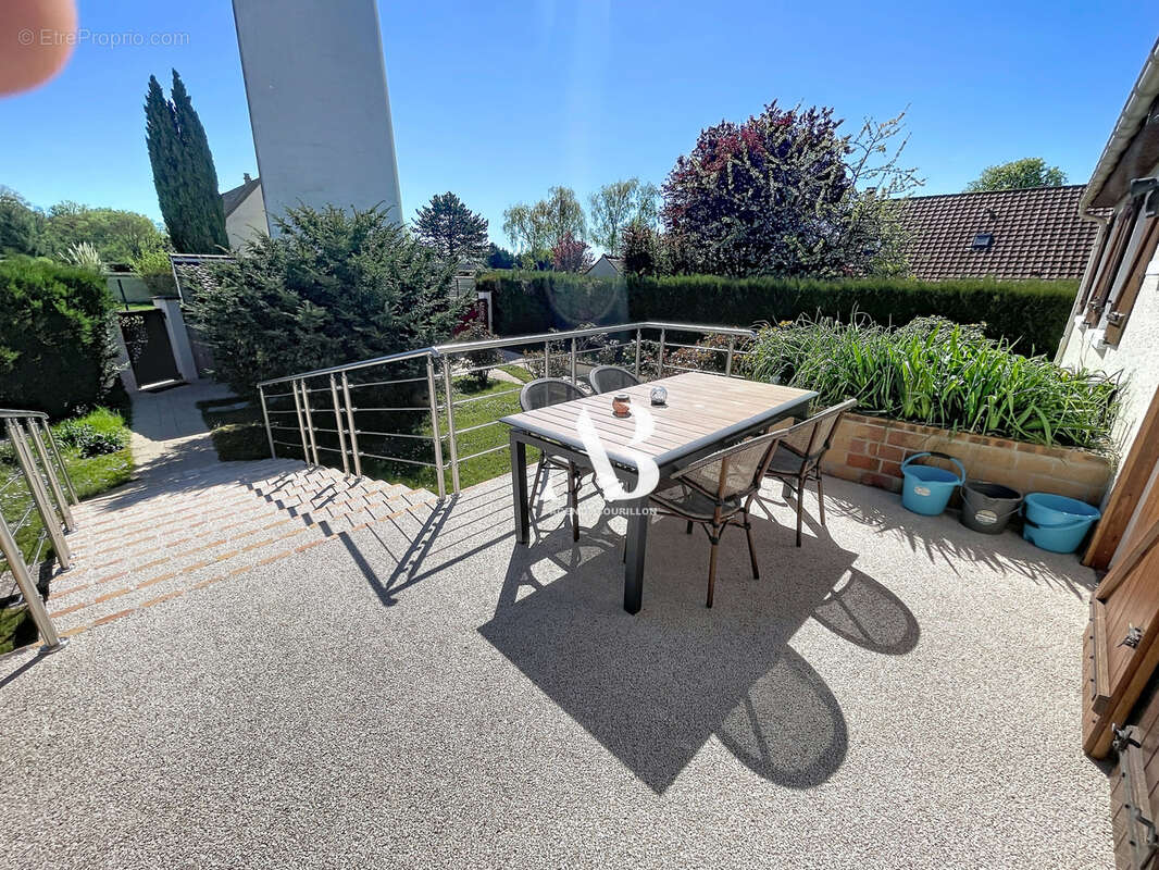 Maison à BREAU