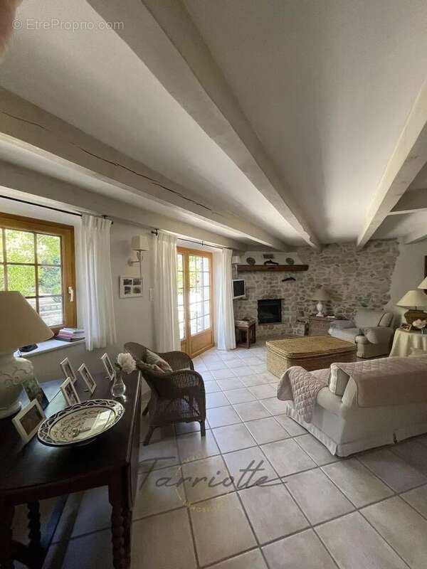 Maison à VALVIGNERES