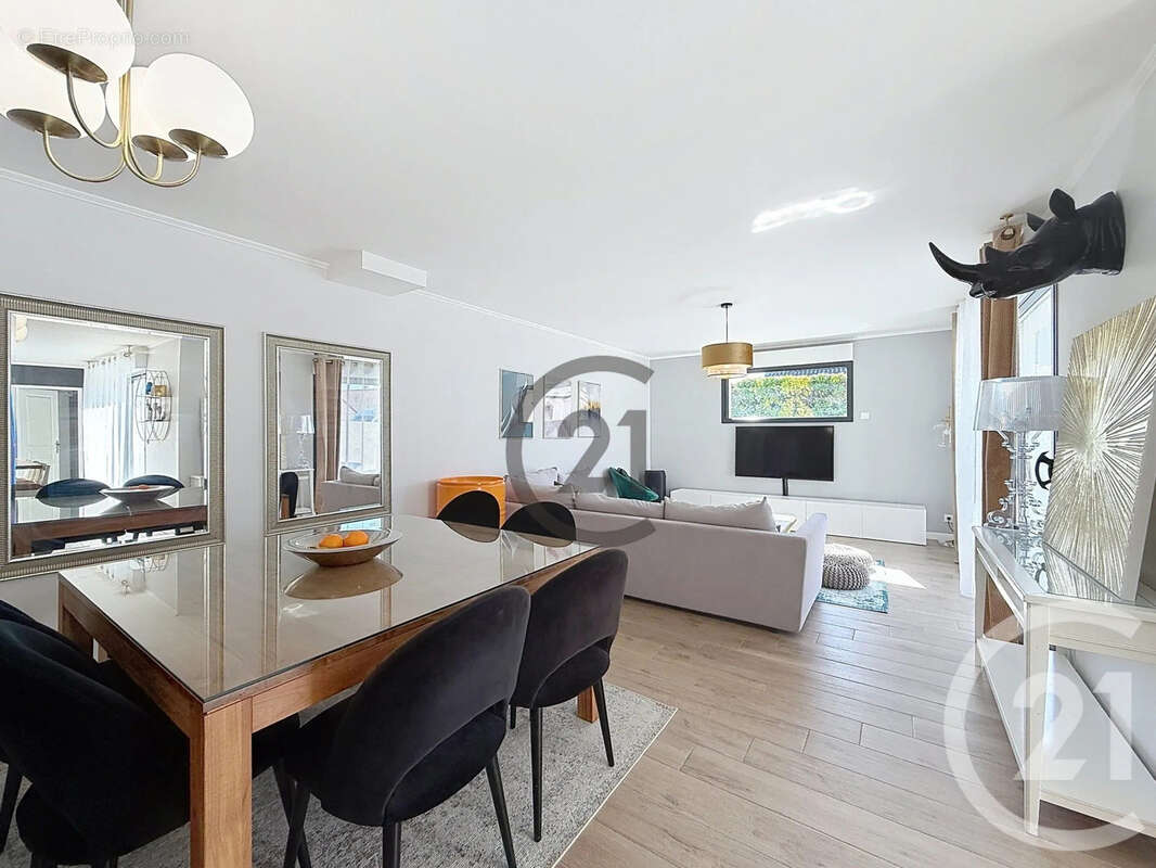Maison 126 m² à Saint-Pouange  - photo 7