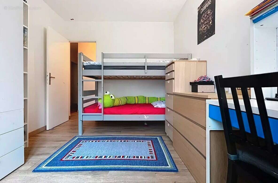 Appartement à RUEIL-MALMAISON