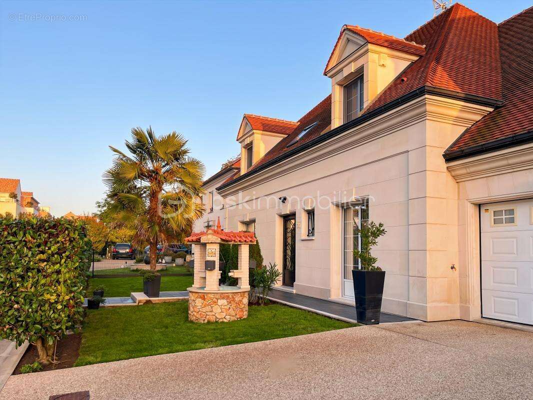 Splendide maison contemporaine 7 pièces - avec vue sur le Golf d'Ormesson - photo 17