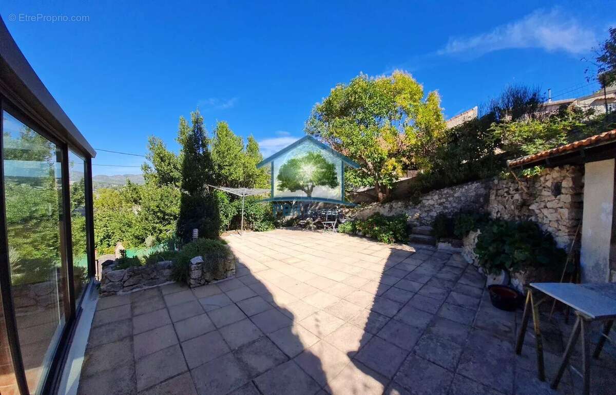 Maison à MARSEILLE-11E