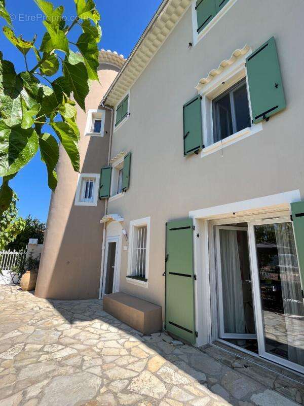 Maison à DRAGUIGNAN