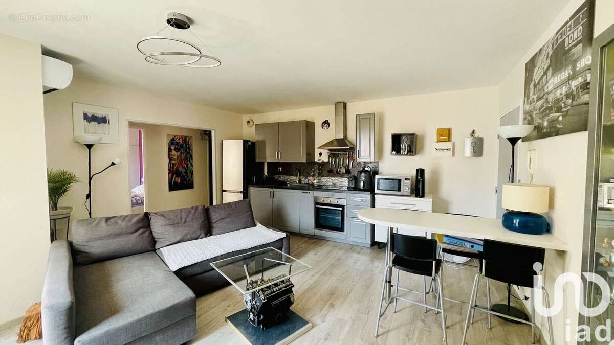 Photo 2 - Appartement à LA LONDE-LES-MAURES