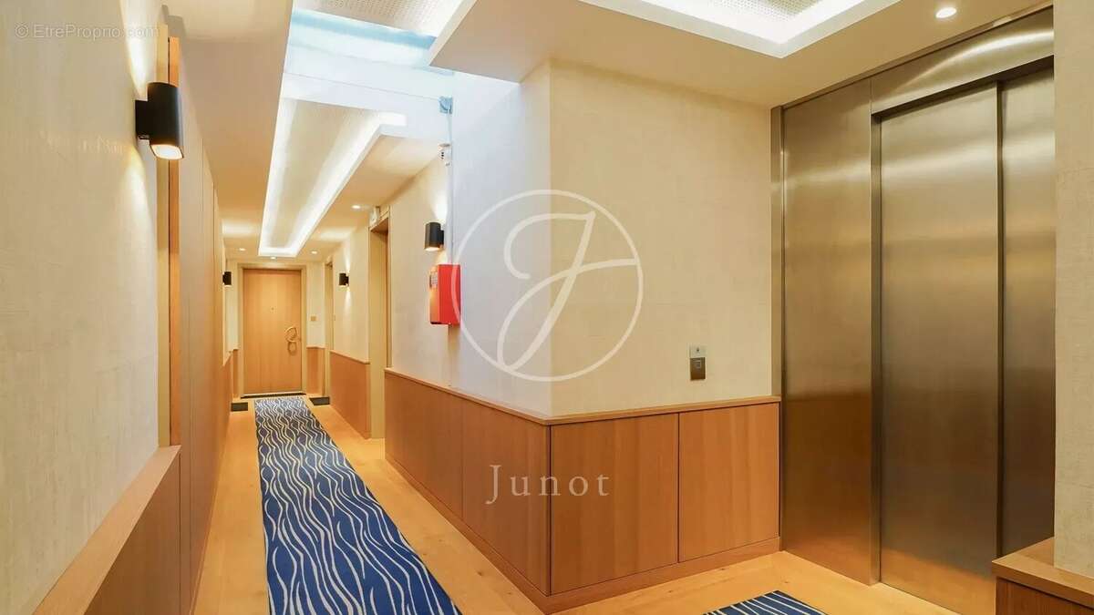 Appartement à PARIS-6E