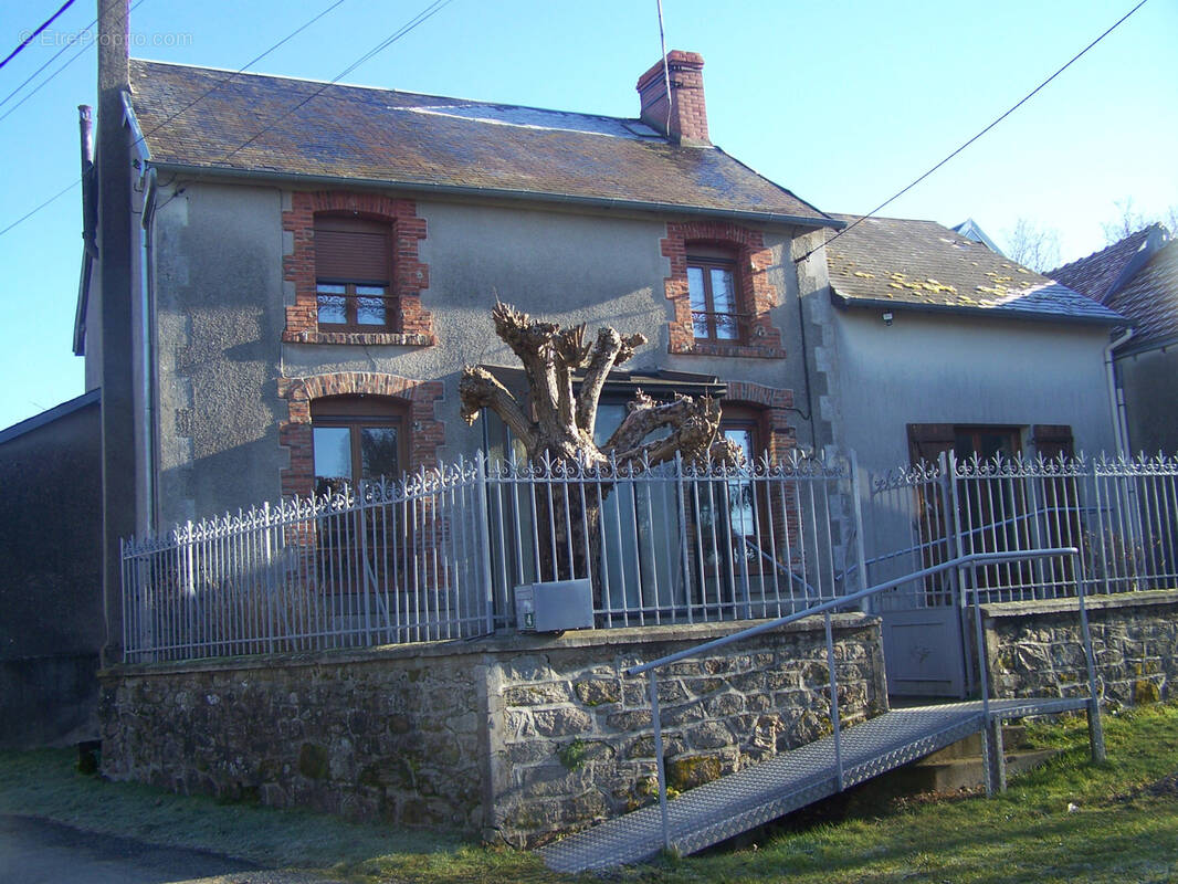 Maison à LA SOUTERRAINE