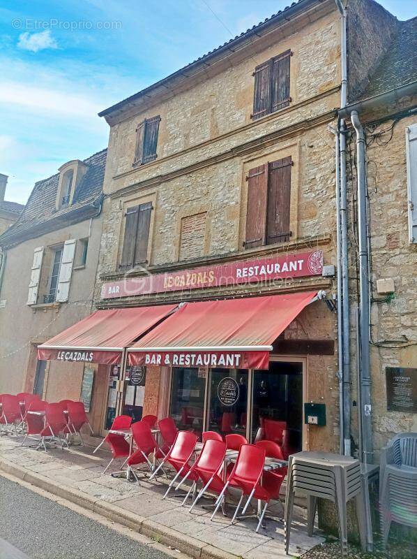 Appartement à CAZALS