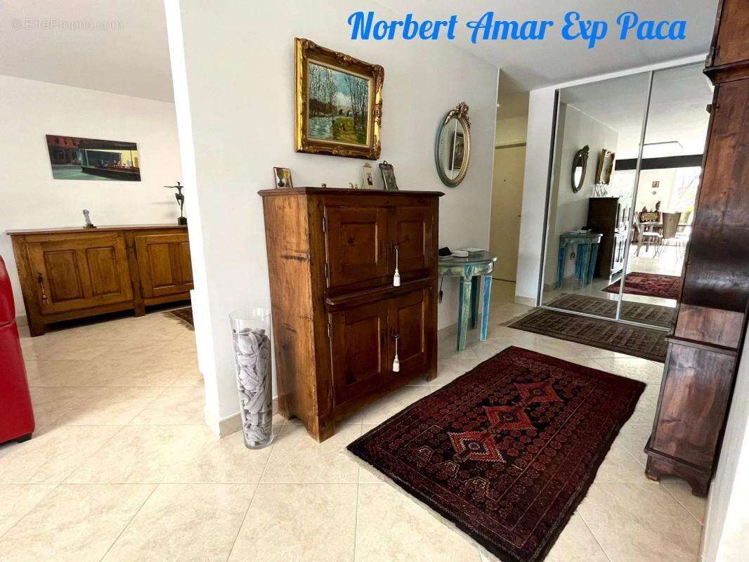 Appartement à FREJUS