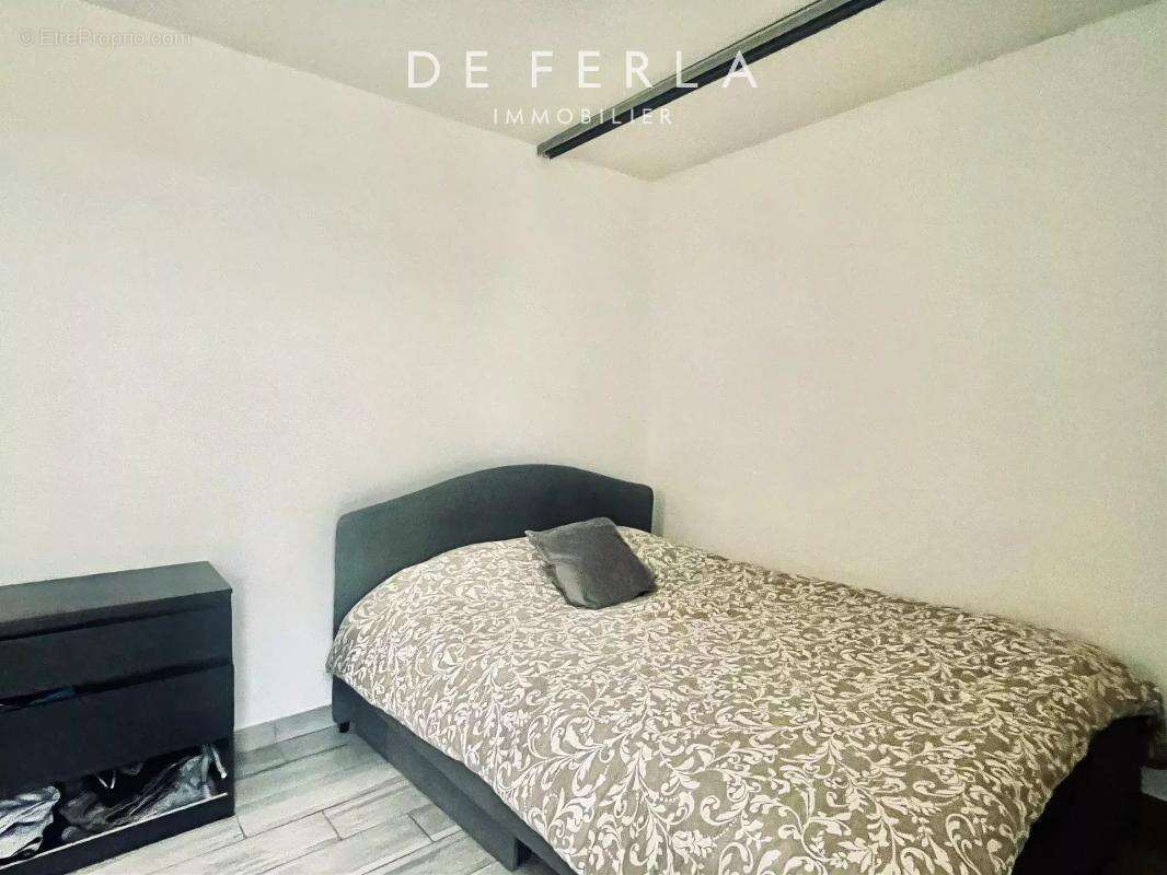 Appartement à STAINS