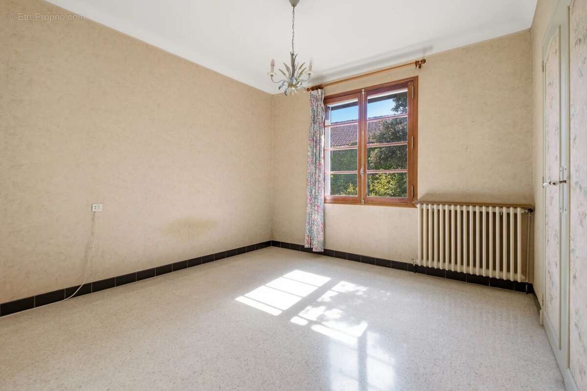 Ensemble immobilier avec jardin et garages centre Ville Exclusivité - photo 14