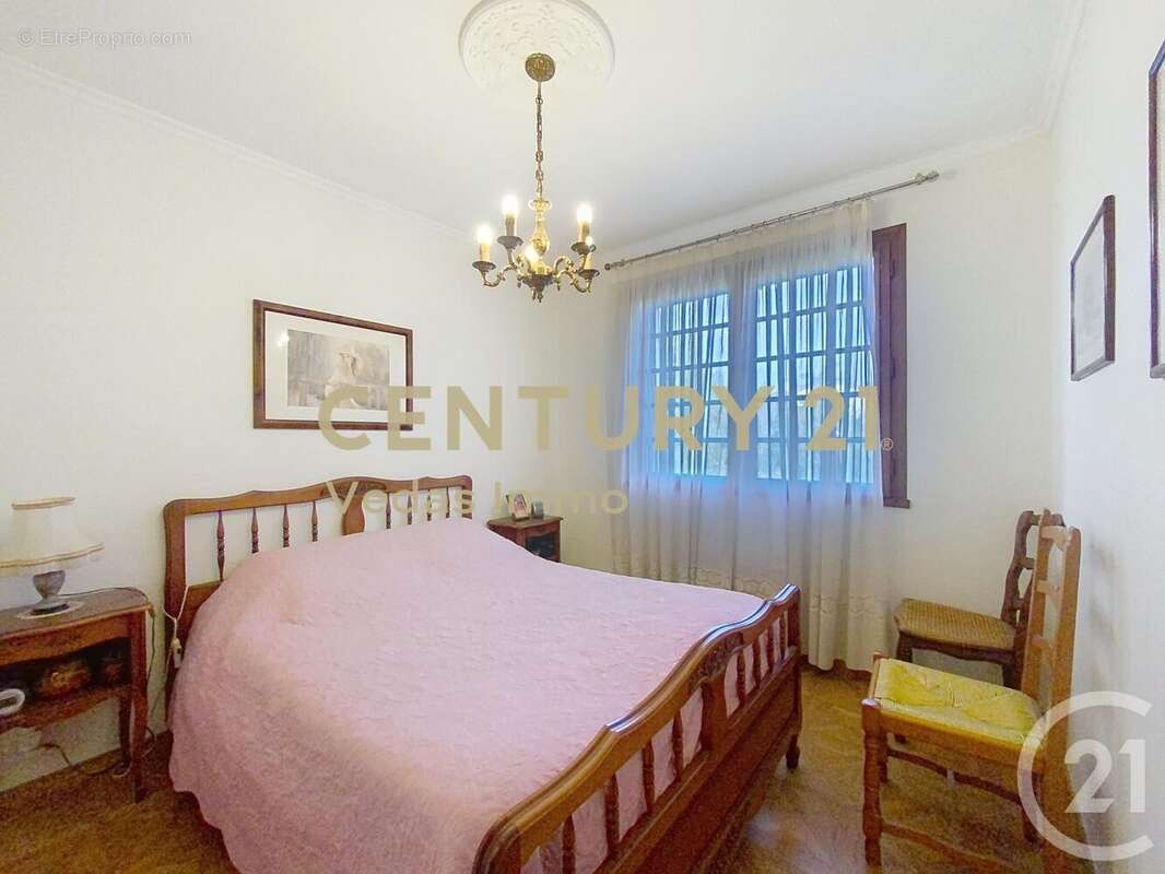 Maison à SAINT-JEAN-DE-VEDAS