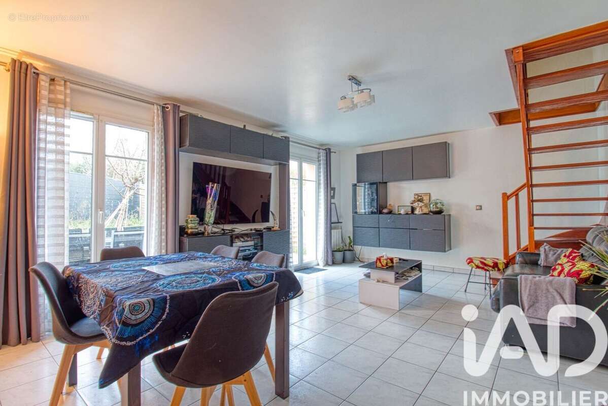 Photo 3 - Maison à ANDRESY