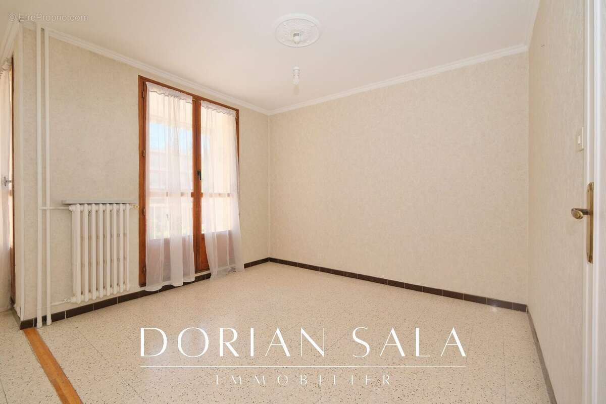 Appartement à MARSEILLE-10E