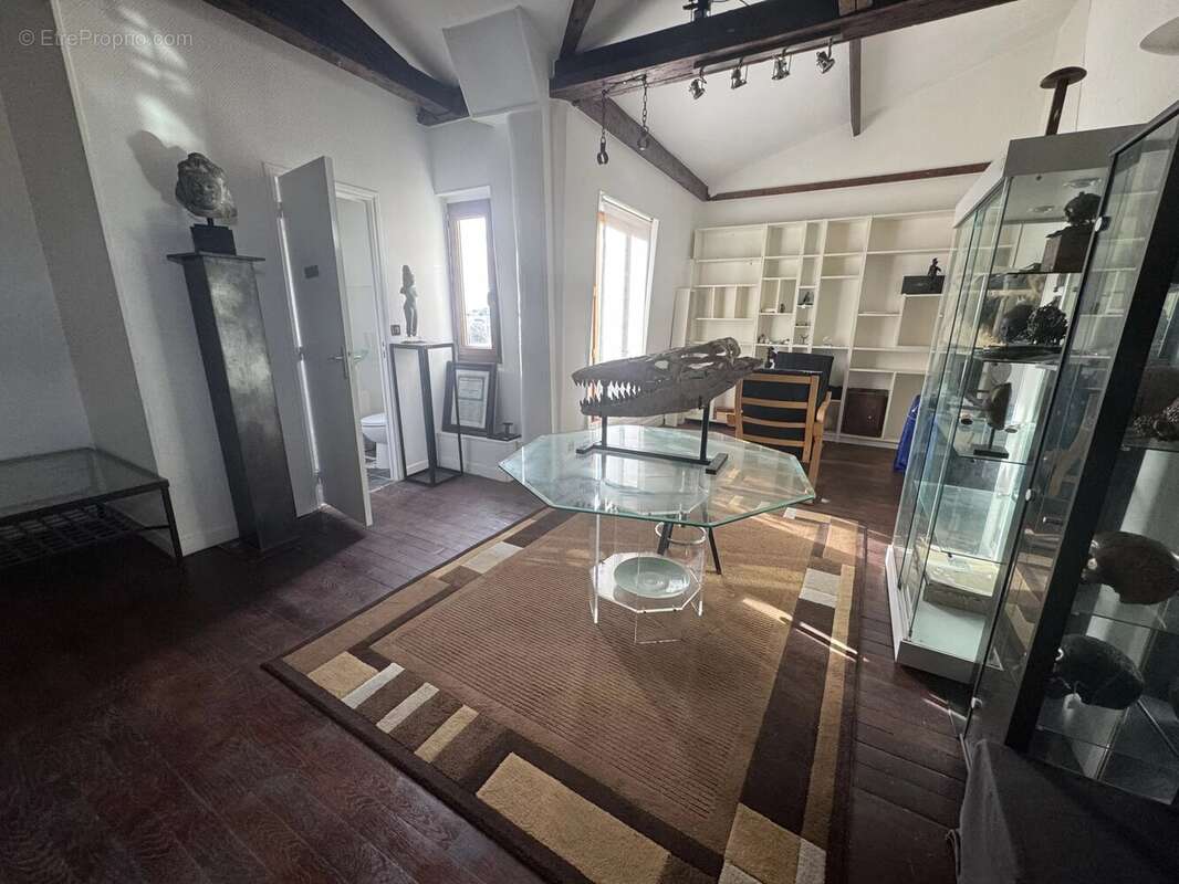 Appartement à PARIS-20E