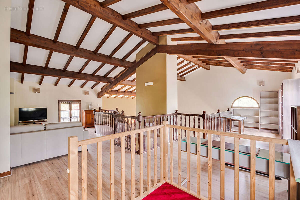 Maison 281m² à saint-jory - photo 13