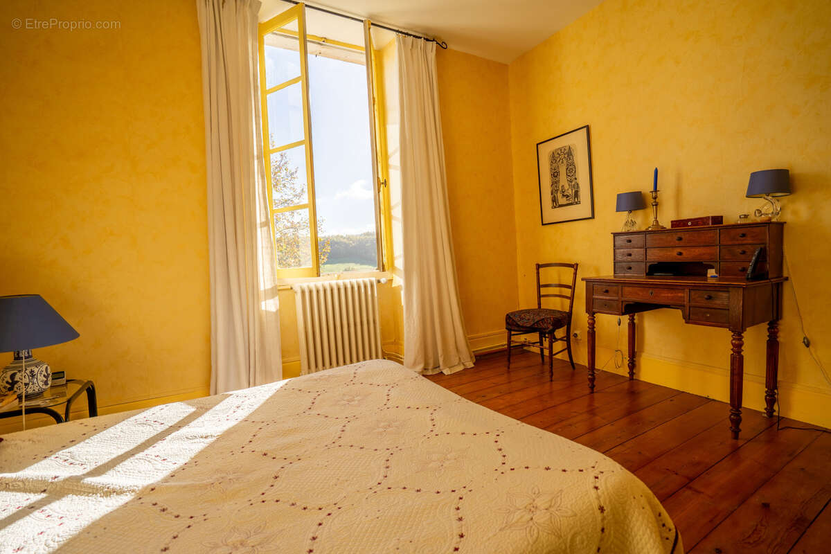 Maison à BAGAT-EN-QUERCY