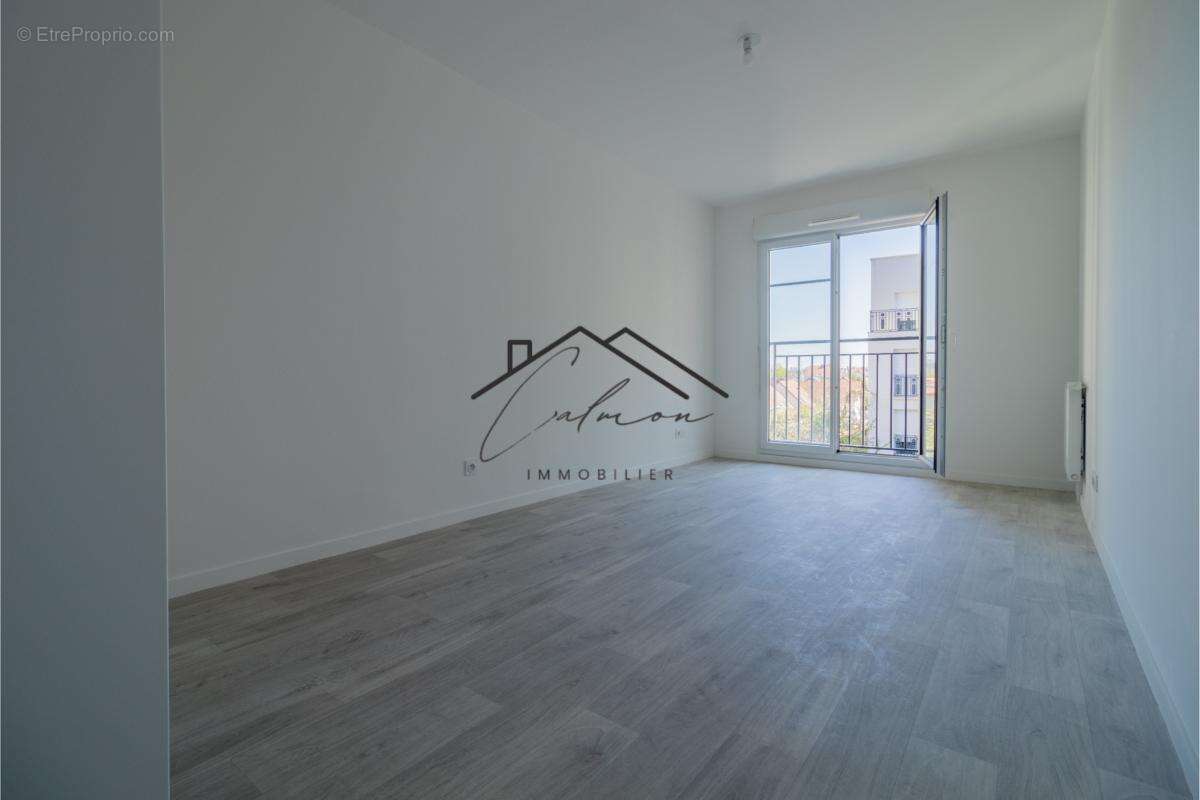 Appartement à LE BLANC-MESNIL