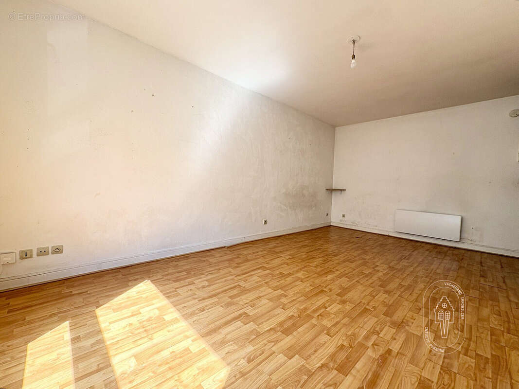 Appartement 26 m² à Lille  - photo 2