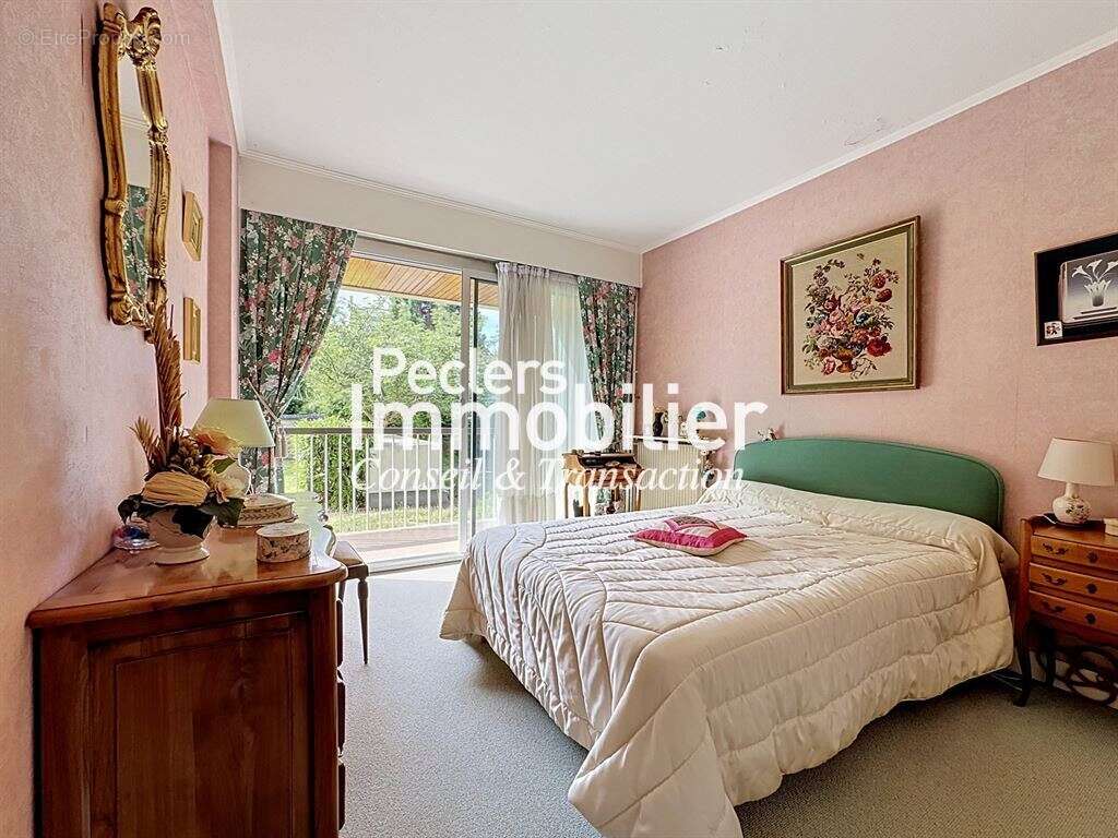 Appartement 2 chambres - Triangle d'Or, entre centre ville et RER - photo 7